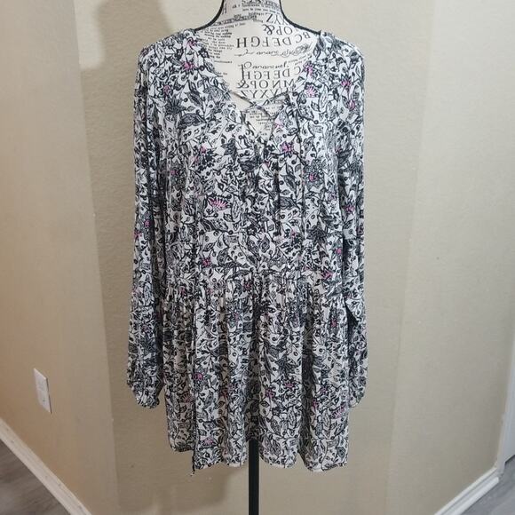 TORRID‎ top plus size 1x - Picture 1 of 7